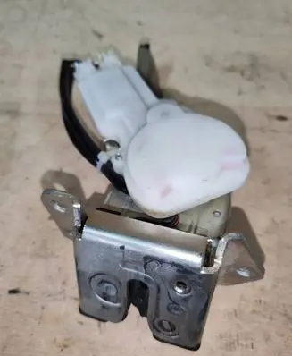 Suzuki Vitara (LY) Tailgate/trunk/boot lock/catch/latch
