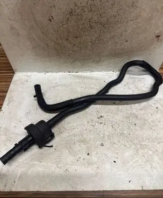 Volkswagen Golf V Valve vacuum 058133459