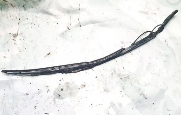 Peugeot 807 Front wiper blade arm