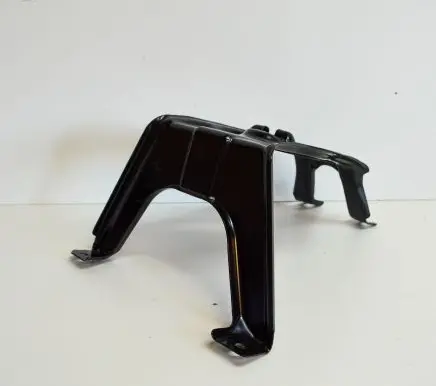 Audi A4 S4 B9 8W Spare wheel mounting bracket 8W0802715