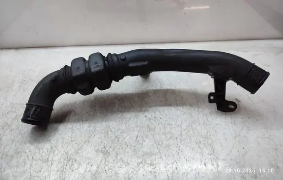 Intercooler hose/pipe