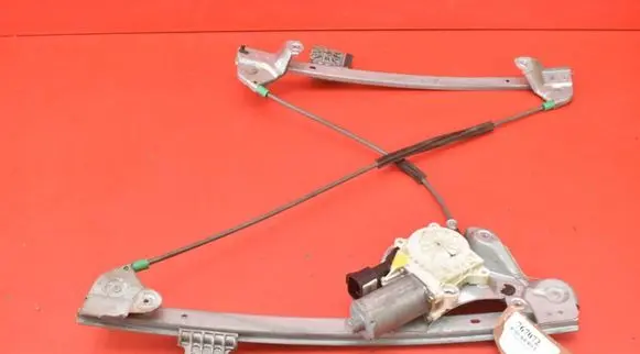 Cadillac CTS Front door window regulator with motor 105822-102