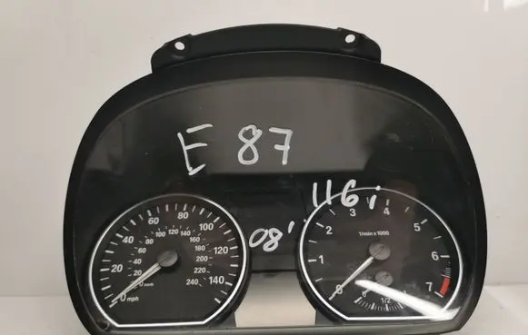 BMW 1 E81 E87 Speedometer (instrument cluster) 102496284