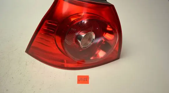 Volkswagen Golf V Rear/tail lights 1K6945095AC 89031704