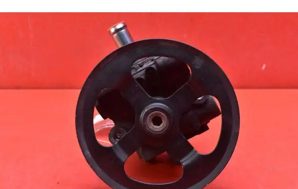 Citroen C-Crosser Power steering pump