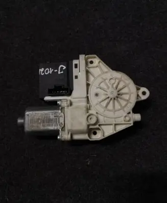 Renault Megane III Rear door window regulator motor 965368104 100204