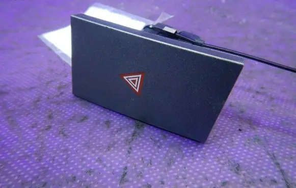 Opel Vectra C Hazard light switch 