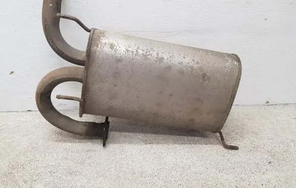 Nissan X-Trail T30 Rear muffler/silencer tail pipe 201008H810