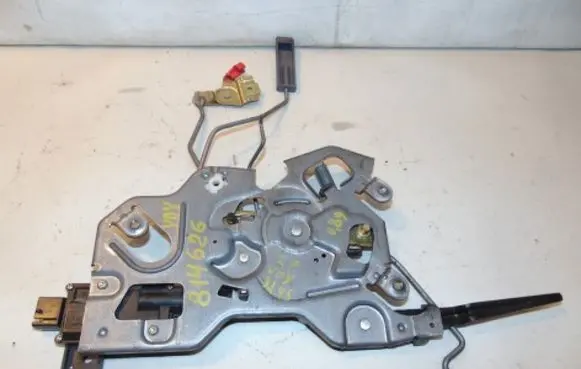 Chrysler Voyager Sliding door lock 05003376AA
