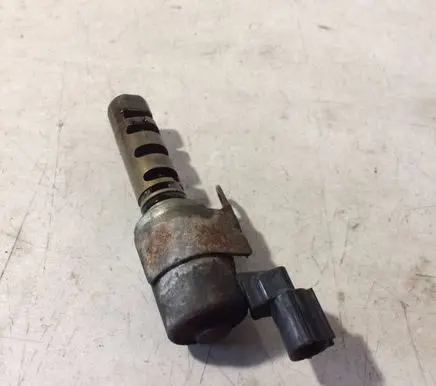 Lexus IS 200-300 Valve oil control