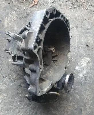 Volkswagen Golf III Manual 4 speed gearbox Aky060491 Aky