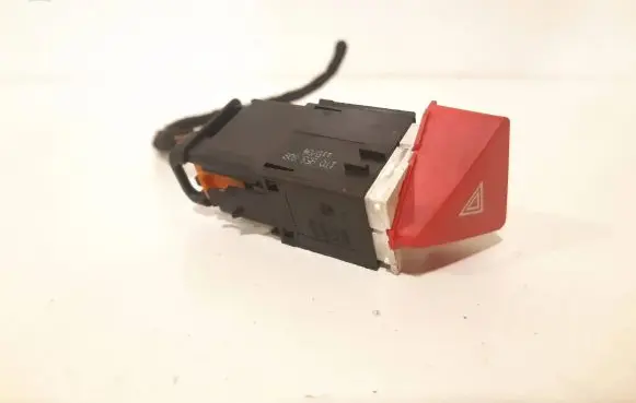 Volkswagen Caddy Hazard light switch 1T0953509