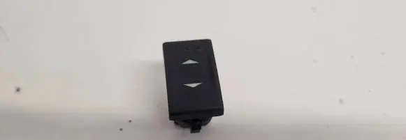 Ford Mondeo Mk III Electric window control switch