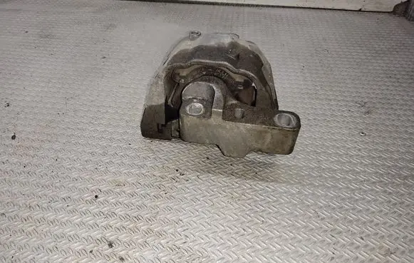 Skoda Octavia Mk1 (1U) Engine mount bracket 1J0199262BF