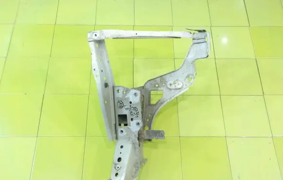 Nissan Juke I F15 Front side member PRZOD