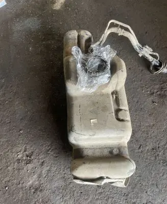 Nissan Navara Fuel tank
