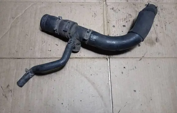 Land Rover Range Rover Sport L320 Engine coolant pipe/hose S9jba H228260b0