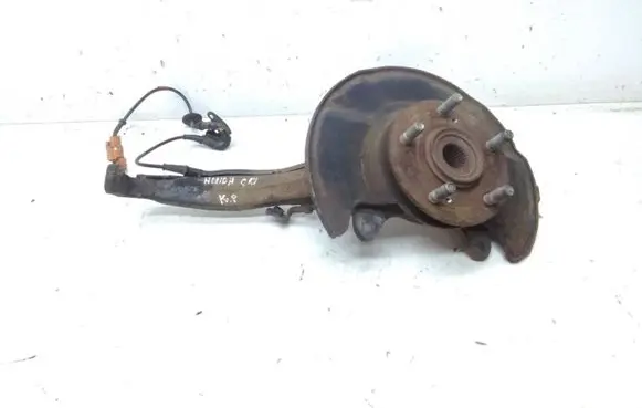 Honda CR-V Front wheel hub