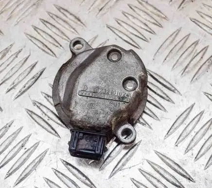 Volkswagen PASSAT B5 Crankshaft position sensor 0232101024 058905161B