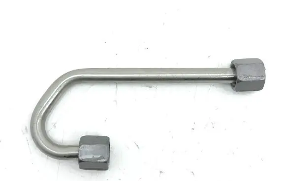 Cupra Formentor Fuel injector supply line/pipe 
