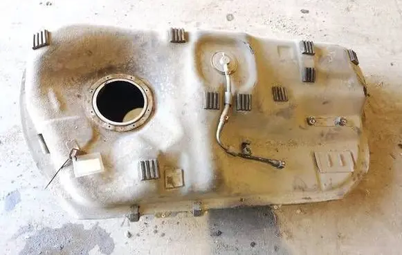 KIA Sportage Fuel tank