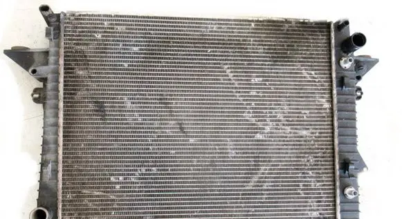 Land Rover Discovery 3 - LR3 Coolant radiator L25951 PCC500112 050105