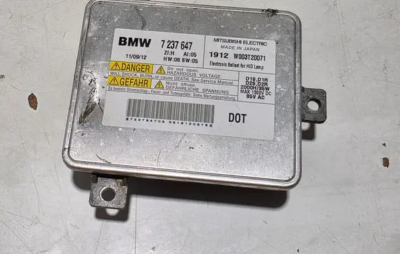 BMW 3 E90 E91 Headlight ballast module Xenon 0445010868