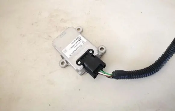 Opel Vectra C ESP acceleration yaw rate sensor 13665701 448801002011