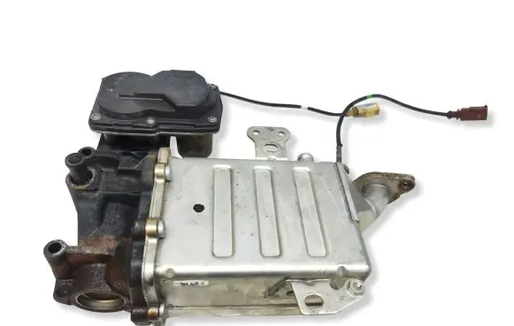 Volkswagen Transporter - Caravelle T6 EGR valve cooler 04L131512CF PLTE410F8Y2A01 5278391