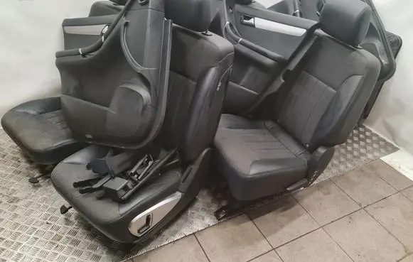 Mercedes-Benz R W251 Interior set
