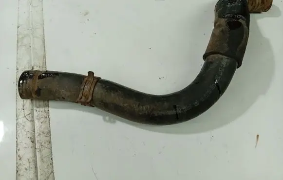 Hyundai Santa Fe Engine coolant pipe/hose 