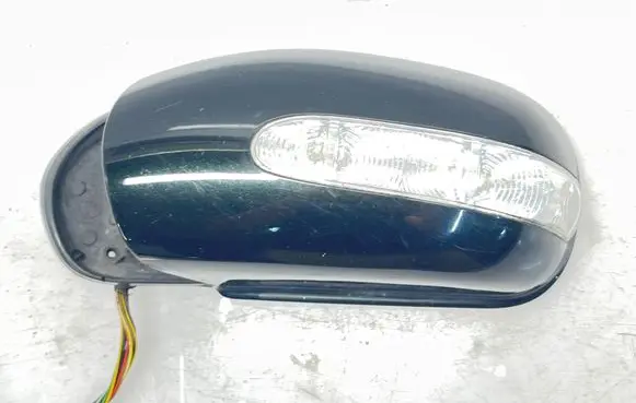 Mercedes-Benz E W211 Front door electric wing mirror 413133419