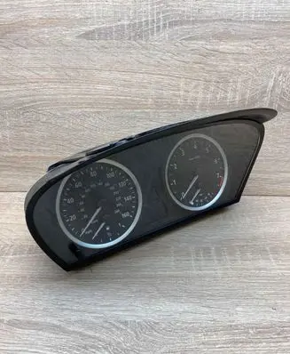 BMW 5 E60 E61 Speedometer (instrument cluster) 6983150 110080213 539