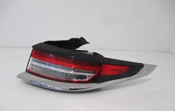 DS Automobiles 3 Crossback Rear/tail lights 9822177980