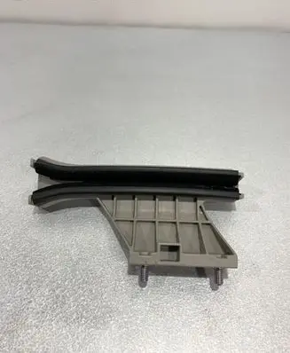 KIA Stonic Front door windshield rail 82550H8000