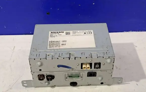 Polestar 2 CD/DVD changer 32375182