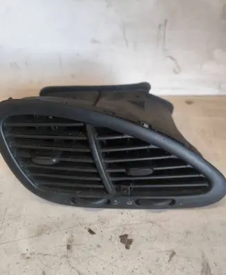 Volkswagen Sharan Dash center air vent grill 7M1819728E R66ZA