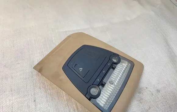 BMW 5 F10 F11 Headlining lighting console trim 