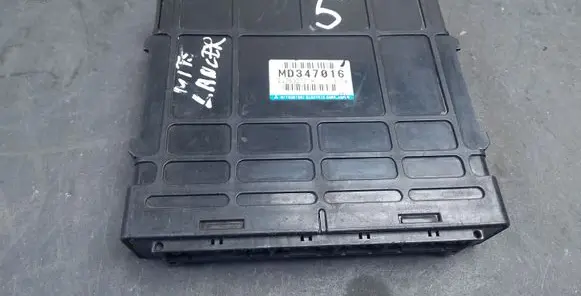 Mitsubishi Outlander Engine control unit/module ECU MD347016 E2T69277