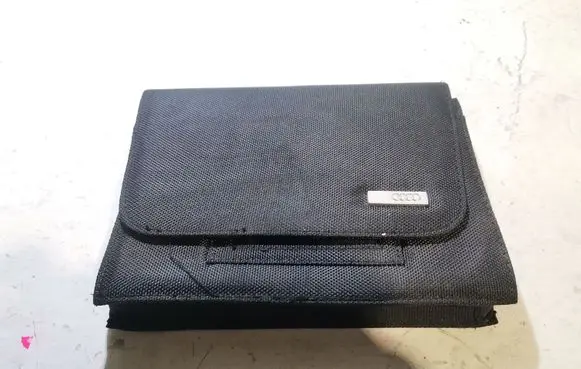Audi A4 S4 B8 8K Owners service history hand book 