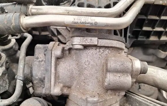 Audi A4 S4 B8 8K EGR valve