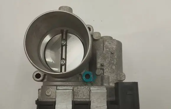 Skoda Fabia Mk2 (5J) Throttle valve 03F133062C