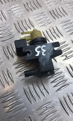 Mercedes-Benz A W169 Turbo solenoid valve A0061536628