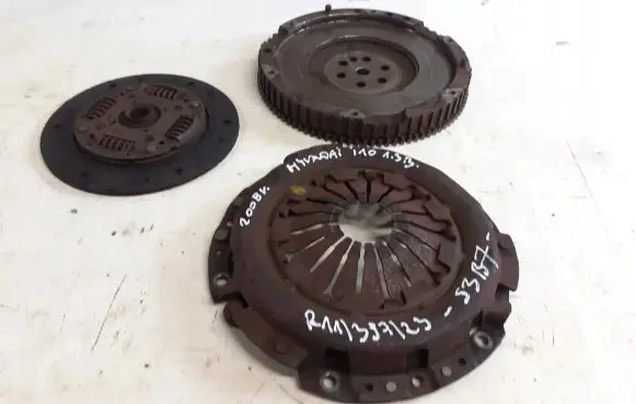 Hyundai i10 Clutch set kit 4130002850