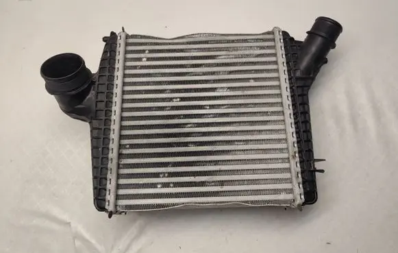 Audi Q7 4M Intercooler radiator 4M0145804BR 4M0145551 4M0145804P