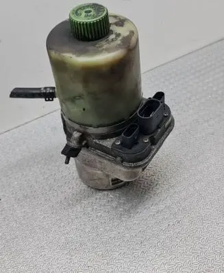 Volkswagen Polo V 6R Power steering pump 6R0423156 22072008 6Q1423051CA
