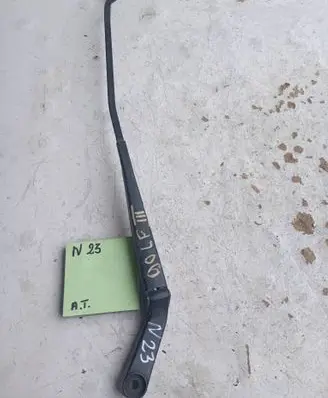 Volkswagen Golf III Front wiper blade arm 4737345