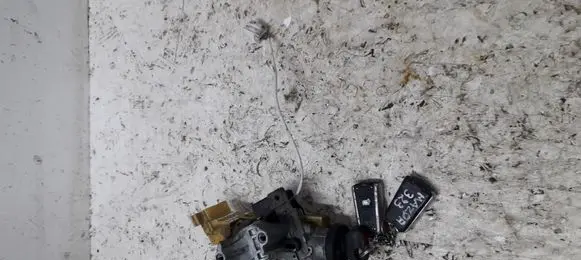 Mazda 323 F Ignition lock SL28