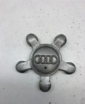 Audi A3 S3 8V Original wheel cap 8R0601165