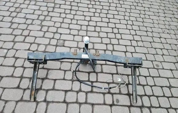 Opel Corsa E Tow bar set